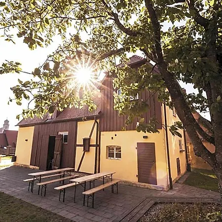 - Youth Hostel Dinkelsbühl
