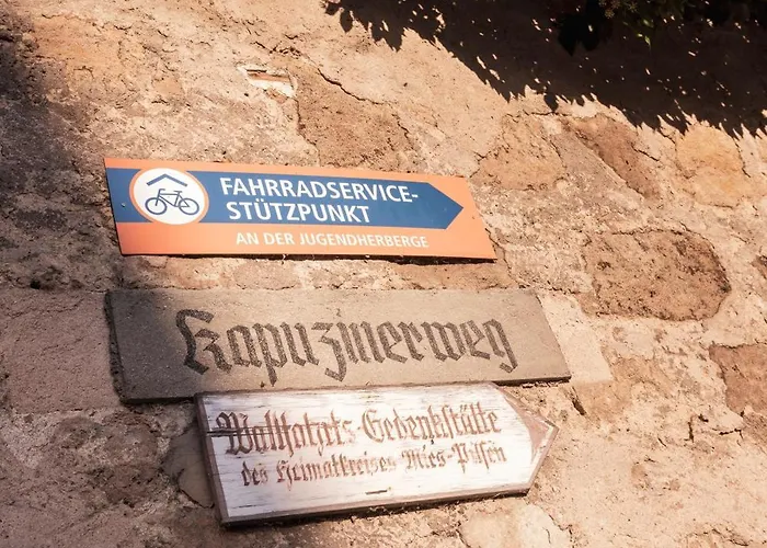 - Youth Dinkelsbühl